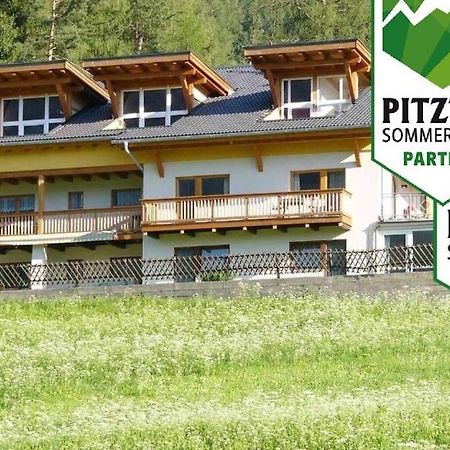 Gaestehaus Falkenblick Arzl im Pitztal Buitenkant foto