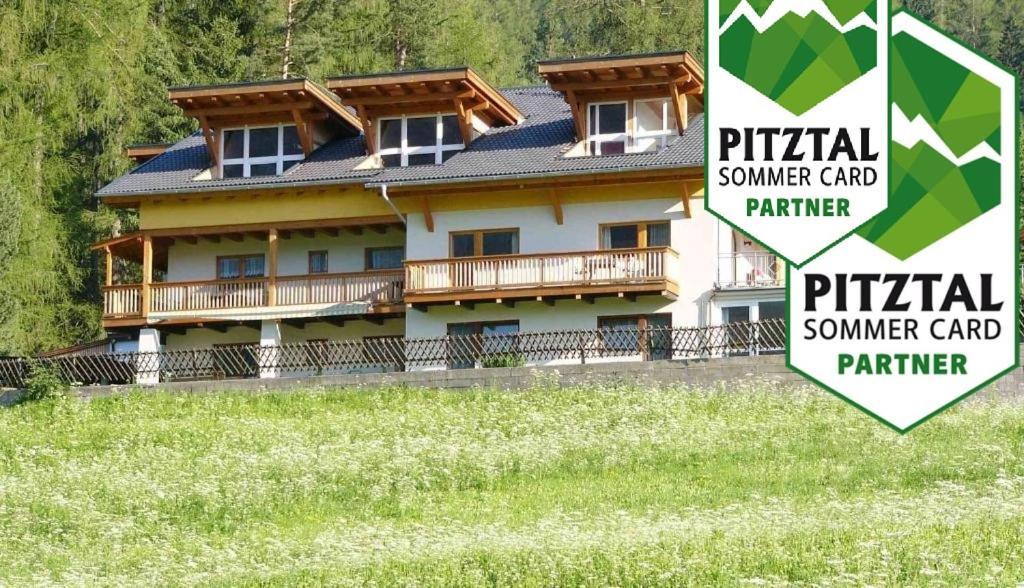 Gaestehaus Falkenblick Arzl im Pitztal Buitenkant foto