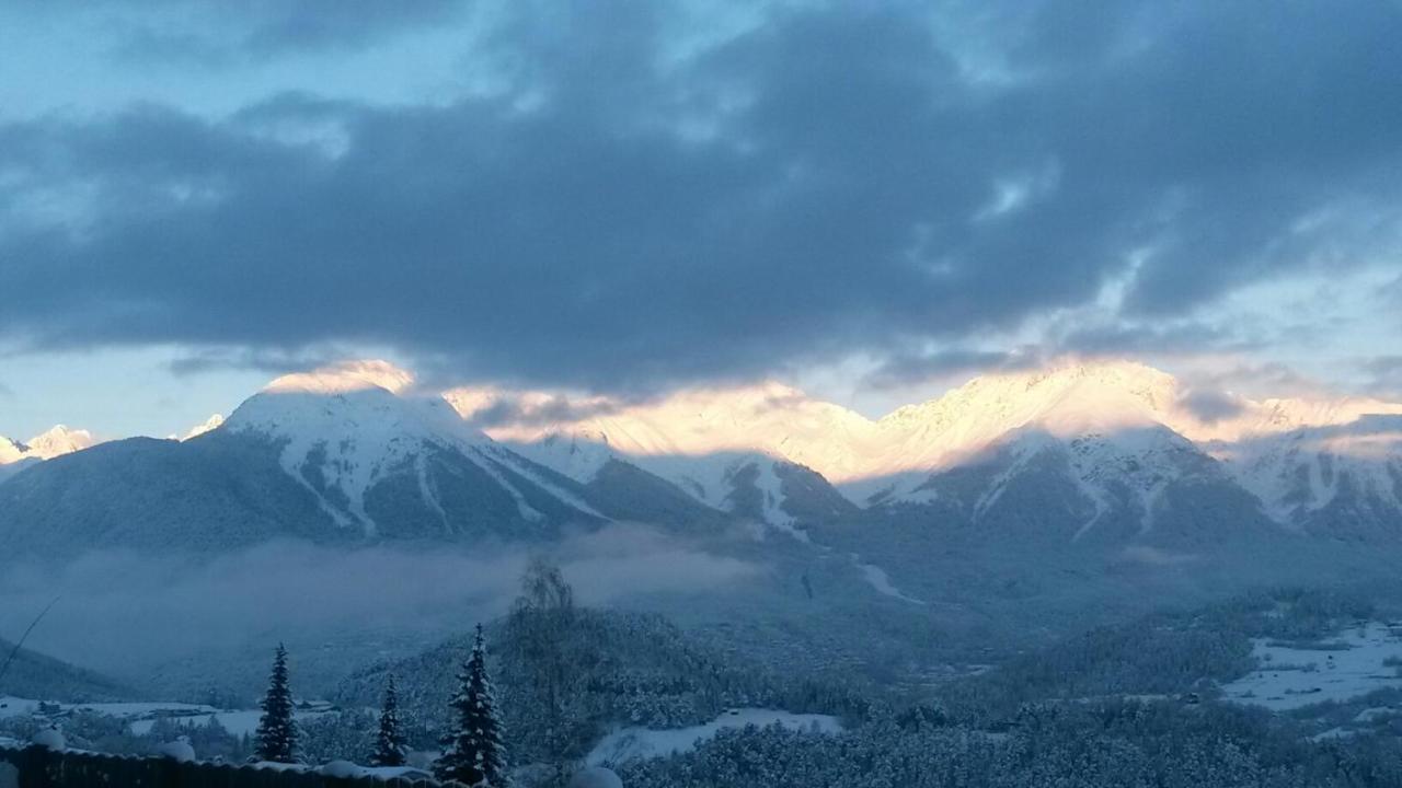 Gaestehaus Falkenblick Arzl im Pitztal Buitenkant foto